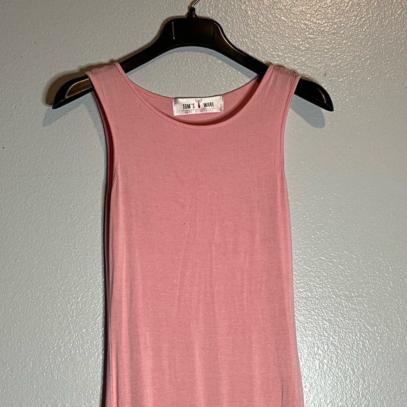 Casual Pink Midi Dress - Slim Fit - Picture 5 of 5